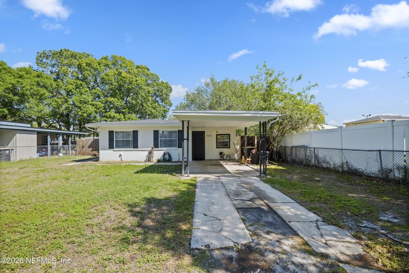 **FULLY RENOVATED**UPDATED**GREAT LOCATION** SELLER is MOTIVATED - Beach Home for sale in Jacksonville, Florida on Beachhouse.com