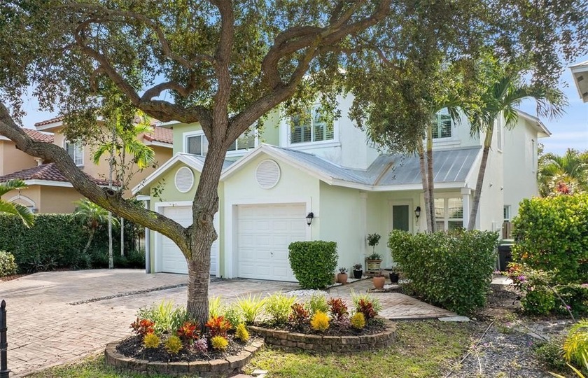 Welcome to your dream home in vibrant Tarpon River neighborhood - Beach Townhome/Townhouse for sale in Fort Lauderdale, Florida on Beachhouse.com