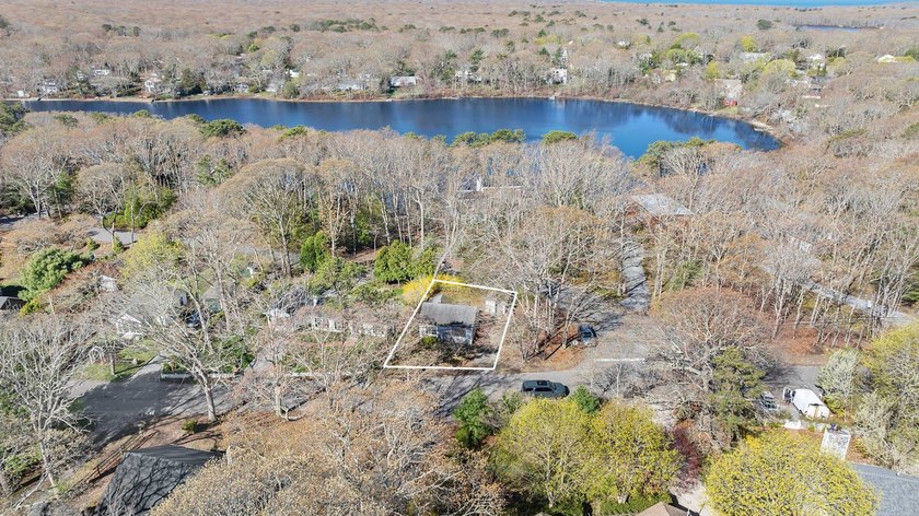 Located just one house from picturesque Little Fresh Pond, the - Beach Home for sale in Southampton, New York on Beachhouse.com