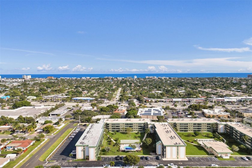 Beautifully updated 2-bedroom, 2-bath condo located in the - Beach Condo for sale in Deerfield Beach, Florida on Beachhouse.com