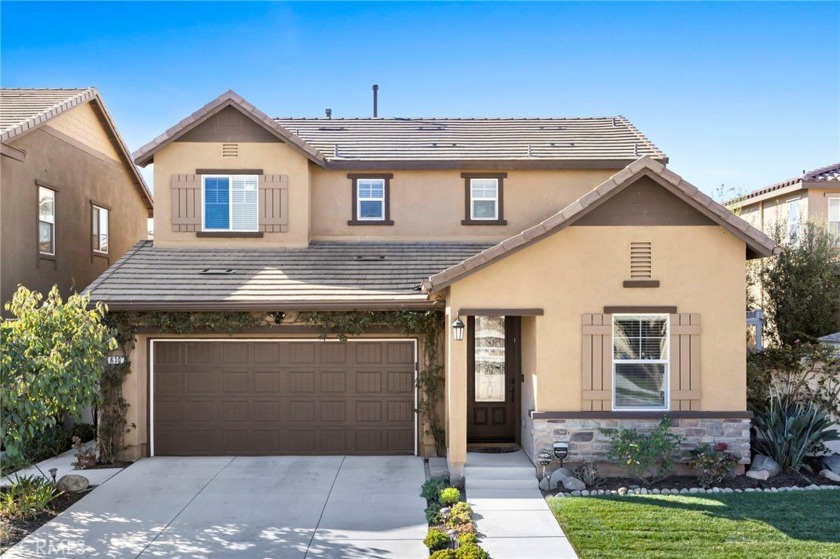 Welcome to 630 Whalen Way in Oxnard -- a stunning two-story home - Beach Home for sale in Oxnard, California on Beachhouse.com