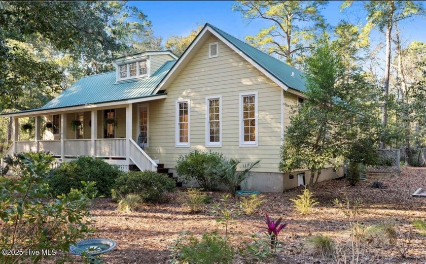 Your dream home in Indigo Plantation awaits! A picturesque - Beach Home for sale in Southport, North Carolina on Beachhouse.com