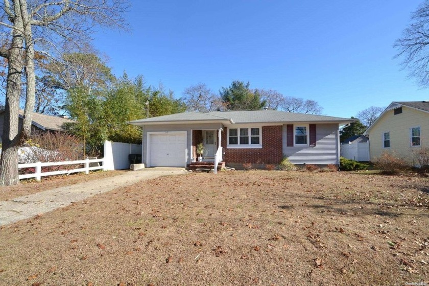 Welcome to this Charming 2-Bedroom Ranch with Beach Rights - Beach Home for sale in Riverhead, New York on Beachhouse.com