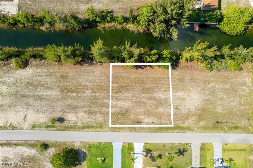 Beautiful southern rear exposure freshwater canal lot perfect - Beach Lot for sale in Cape Coral, Florida on Beachhouse.com