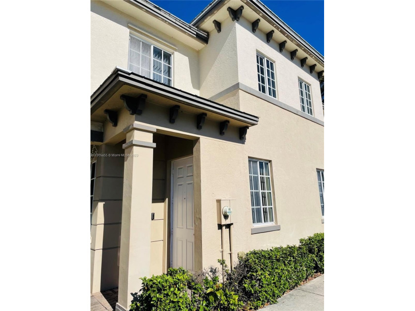 Welcome to this beautiful and spacious home located in the gated - Beach Condo for sale in Riviera Beach, Florida on Beachhouse.com