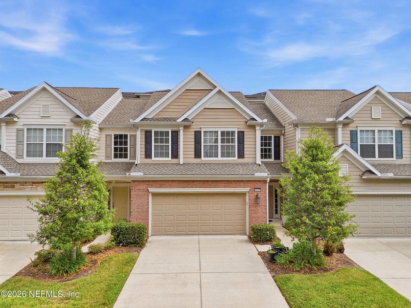 Act fast--well priced find in convenient Ironwood/Southside! - Beach Townhome/Townhouse for sale in Jacksonville, Florida on Beachhouse.com