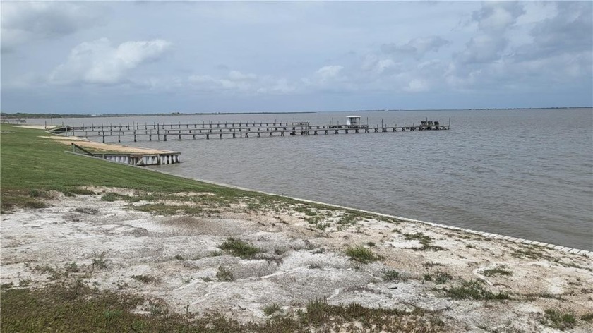 Beautlful piece of land waterfront with a country feel - Beach Lot for sale in Port Lavaca, Texas on Beachhouse.com