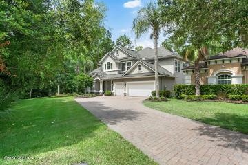 Welcome to a beautifully maintained home in the guard-gated - Beach Home for sale in Ponte Vedra, Florida on Beachhouse.com