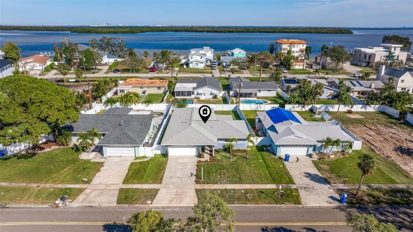 Welcome to your dream home, perfectly situated just moments from - Beach Home for sale in St. Petersburg, Florida on Beachhouse.com