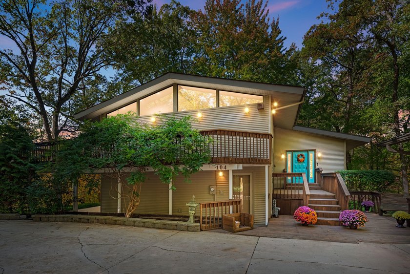 Rare hilltop retreat overlooking the beauty of the International - Beach Home for sale in Michigan City, Indiana on Beachhouse.com