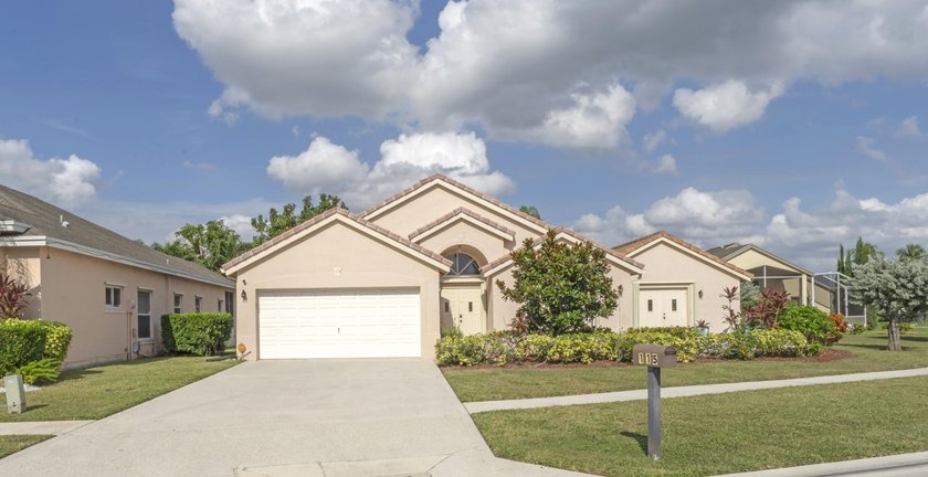 This is a solid home with room to make it your own. Offering - Beach Home for sale in Royal Palm Beach, Florida on Beachhouse.com