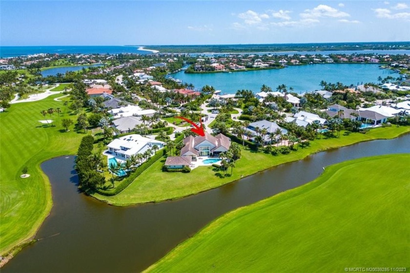 Stunning home situated in a peaceful cul-de-sac is perfectly - Beach Home for sale in Stuart, Florida on Beachhouse.com