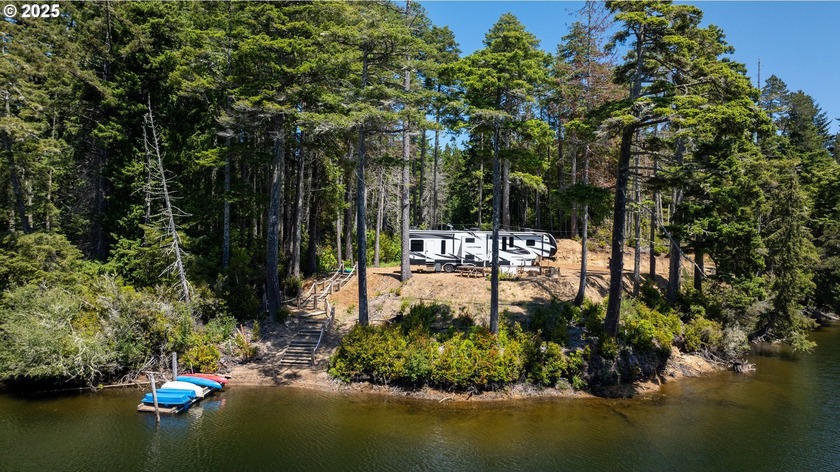 Dune and Lakefront Playground! Rare Rare dune and lake property - Beach Lot for sale in Northbend, Oregon on Beachhouse.com