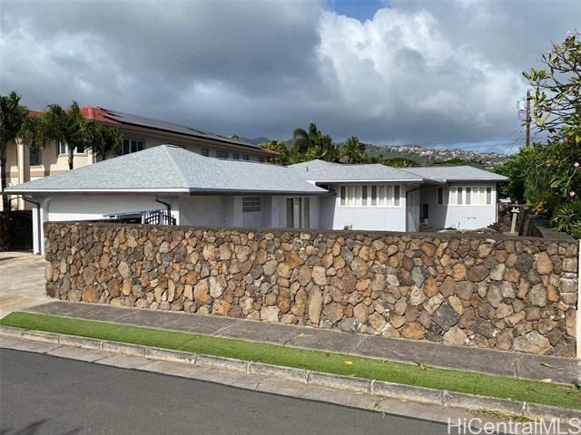 This home cannot be occupied, this is an investment. The trustee - Beach Home for sale in Honolulu, Hawaii on Beachhouse.com