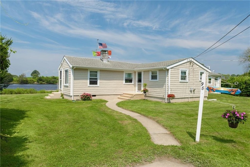 Motivated Seller. Rare opportunity for west facing waterfront - Beach Home for sale in Tiverton, Rhode Island on Beachhouse.com