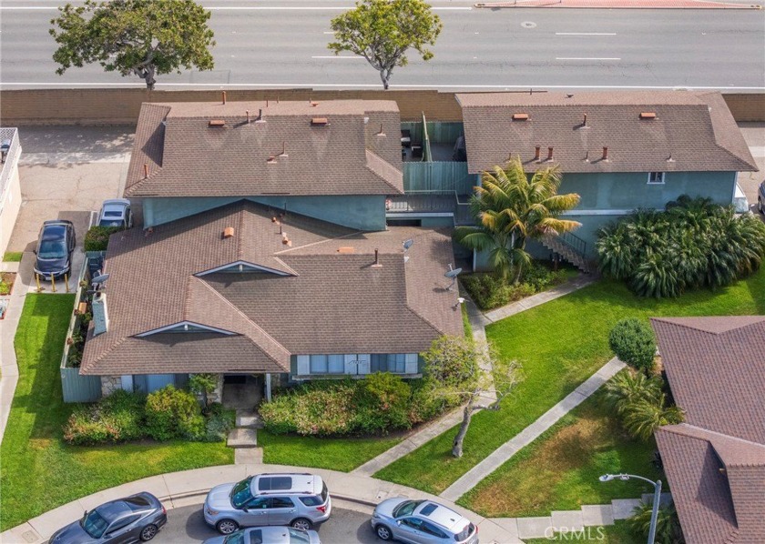 This turnkey fourplex offers a strong blend of immediate income - Beach Apartment for sale in Huntington Beach, California on Beachhouse.com