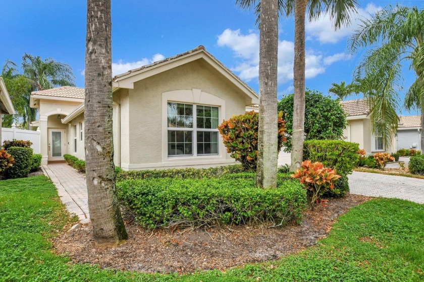 COME LIVE THE VALENCIA LIFESTYLE IN THIS LOVELY MAJESTIC MODEL - Beach Home for sale in Delray Beach, Florida on Beachhouse.com