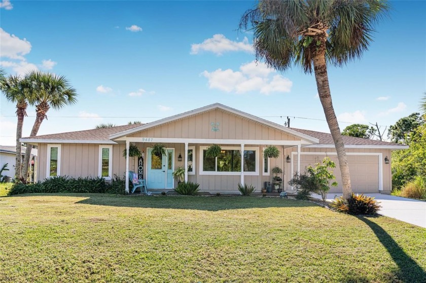 LOOK NO LONGER, THIS IS THE ONE YOU HAVE BEEN LOOKING FOR - Beach Home for sale in Englewood, Florida on Beachhouse.com