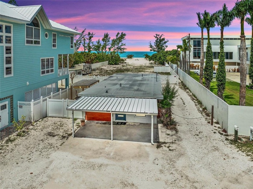 Just steps from the sand and surf, this Nokomis Beach retreat - Beach Home for sale in Nokomis, Florida on Beachhouse.com