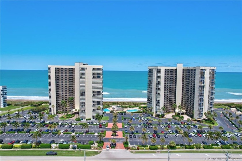 Penthouse Corner Unit...This tastefully appointed, 2 bedroom, 2 - Beach Condo for sale in Jensen Beach, Florida on Beachhouse.com