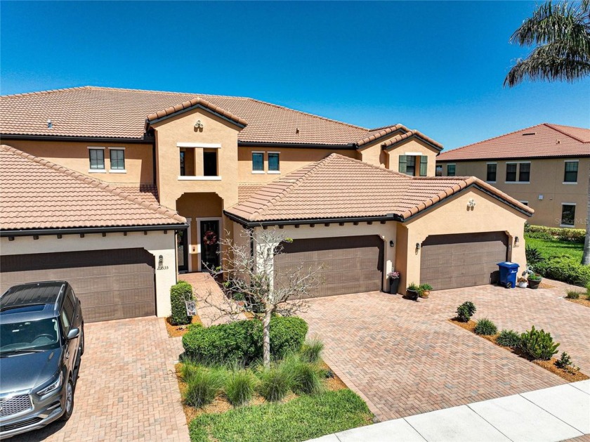 WCI Build and known for luxury quality homes. Sarasota National - Beach Condo for sale in Venice, Florida on Beachhouse.com