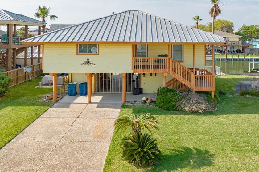 Imagine yourself relaxing outside on the deck with a nice cool - Beach Home for sale in Rockport, Texas on Beachhouse.com