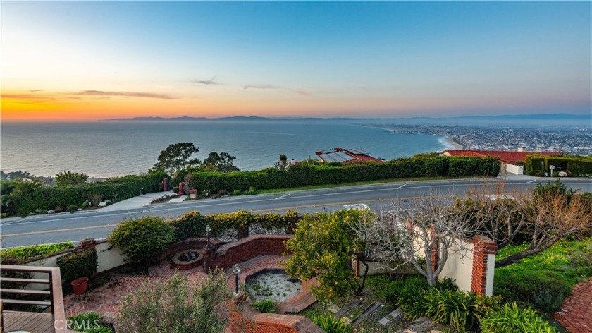 One of the most sought after views on the Peninsula.  This - Beach Home for sale in Palos Verdes Estates, California on Beachhouse.com