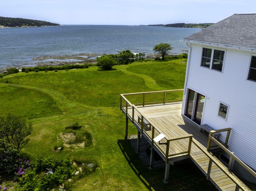 Desirable Pigeon Hill Bay!  A lovely turnkey home with deep - Beach Home for sale in Steuben, Maine on Beachhouse.com