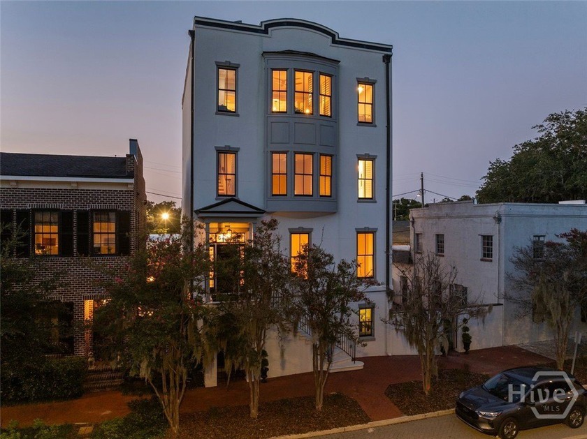 Magnificent 4-story Crawford Square residence offering - Beach Home for sale in Savannah, Georgia on Beachhouse.com