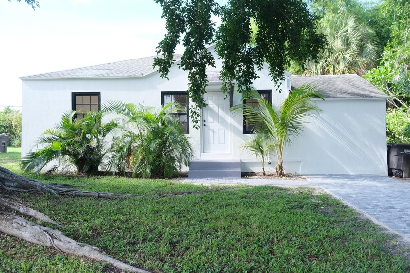 Welcome to 816 Tuscaloosa Street, a newly updated 3-bedroom - Beach Home for sale in West Palm Beach, Florida on Beachhouse.com