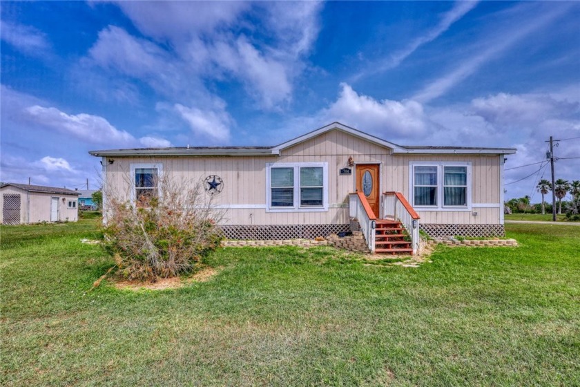 Embrace coastal living with this charming 3-bedroom, 2-full-bath - Beach Home for sale in Bayside, Texas on Beachhouse.com