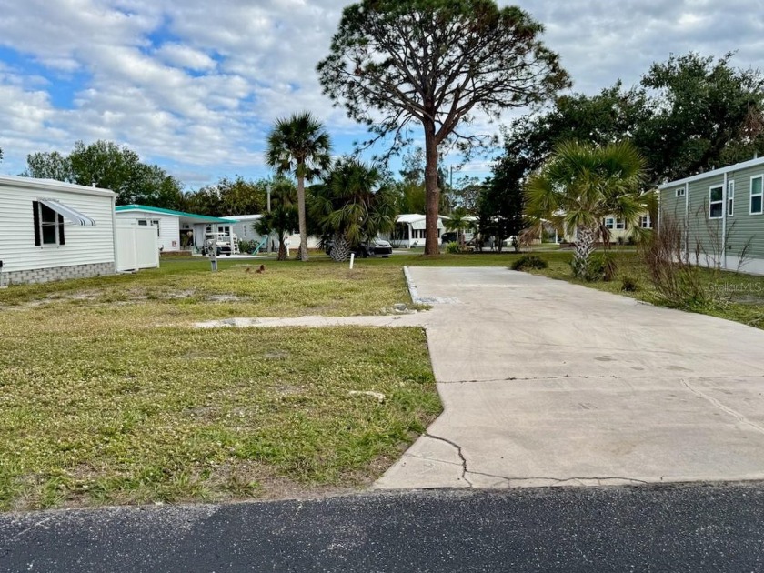 Fantastic spot for your new home in the 55+ resort style - Beach Lot for sale in Englewood, Florida on Beachhouse.com