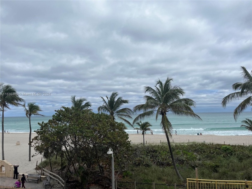 Absolutely Stunning!! Direct oceanfront middle unit right on the - Beach Apartment for sale in Hollywood, Florida on Beachhouse.com