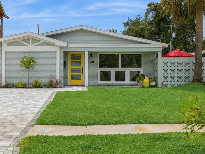 Welcome to your dream home. This exquisite   3 bedroom 2 - Beach Home for sale in Tampa, Florida on Beachhouse.com