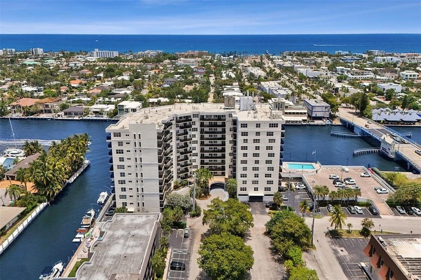 Location, Location + Desirable building. The 'Warwick' - Beach Condo for sale in Fort Lauderdale, Florida on Beachhouse.com