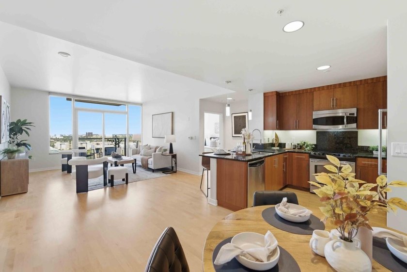 Enjoy the incredible views of Silicon Valley from the 16th floor - Beach Condo for sale in San Jose, California on Beachhouse.com