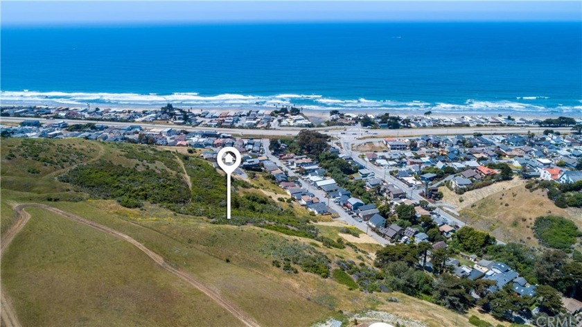 Great location. Superb panoramic ocean views. Check with County - Beach Lot for sale in Cayucos, California on Beachhouse.com