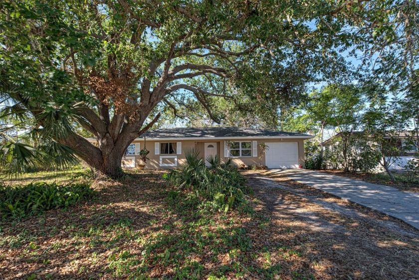 Welcome to 1860 Bluebird Lane, a unique and versatile property - Beach Home for sale in Englewood, Florida on Beachhouse.com