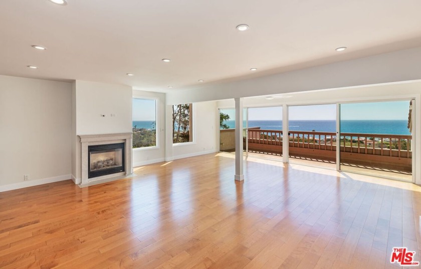 Experience unparalleled luxury in one of the most exquisite - Beach Condo for sale in Malibu, California on Beachhouse.com