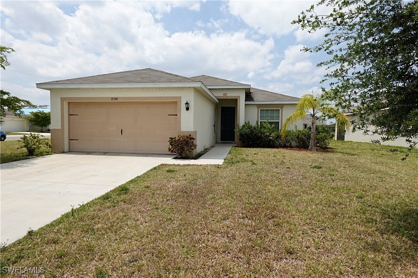 Welcome to this beautifully maintained 3-bedroom, 2-bathroom - Beach Home for sale in Lehigh Acres, Florida on Beachhouse.com
