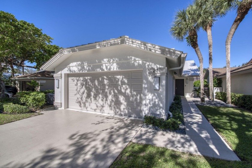 Renovated 3 Bed/ 2 Bath Modern Coastal Retreat Just Steps from - Beach Home for sale in Jupiter, Florida on Beachhouse.com