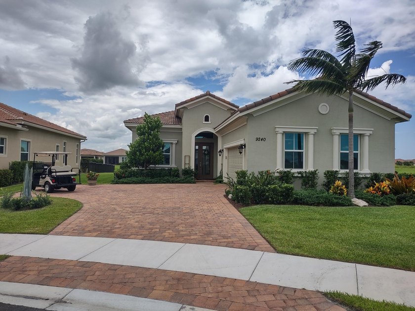 A UNIQUE LISTING IN THE ESTEEMED PGA VERANO WITH MANY WONDERFUL - Beach Home for sale in Port Saint Lucie, Florida on Beachhouse.com
