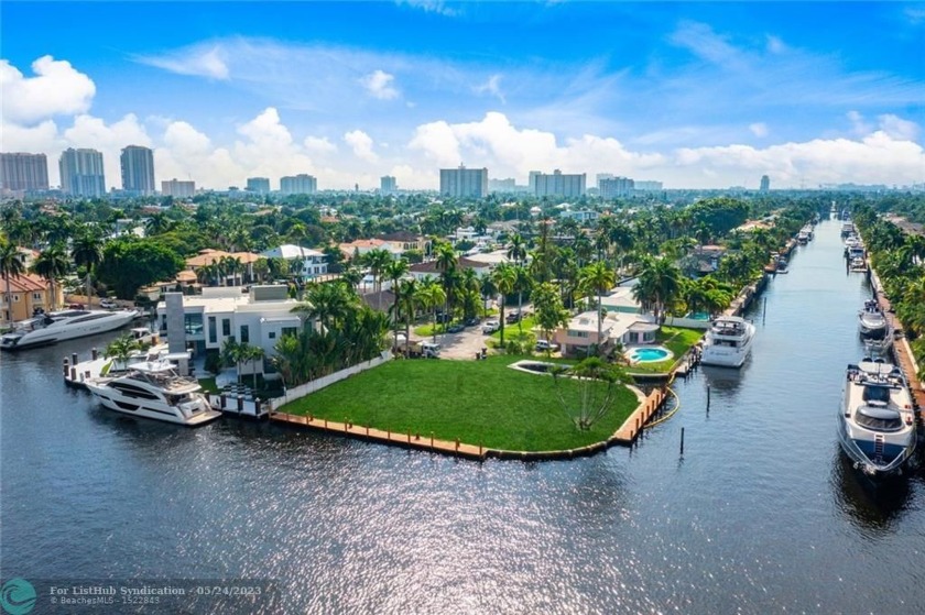 Highly valuable POINT located on one of the finest Las Olas - Beach Lot for sale in Fort Lauderdale, Florida on Beachhouse.com