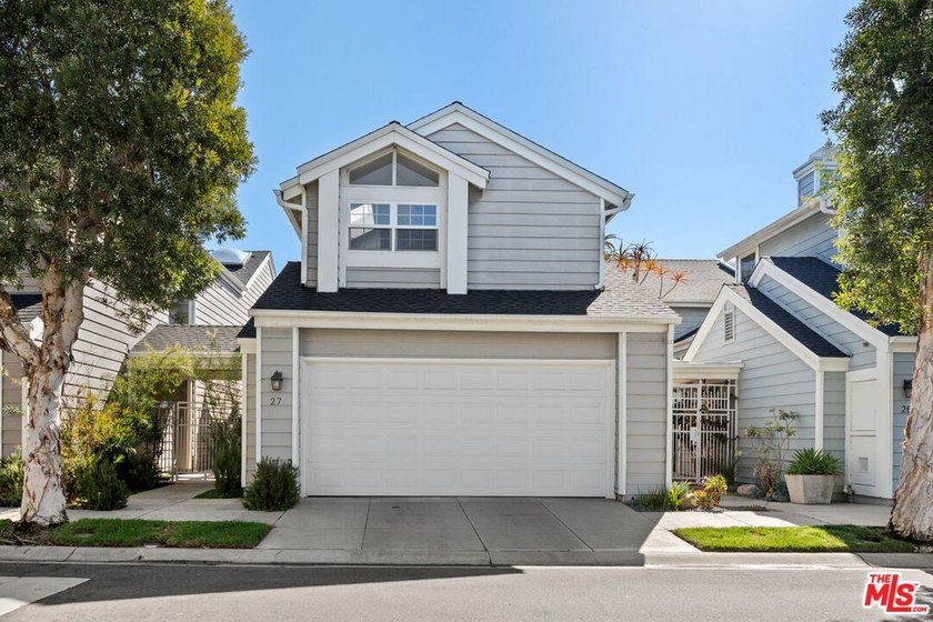 Nestled within the prestigious 24-hour guard-gated Villa Marina - Beach Condo for sale in Marina Del Rey, California on Beachhouse.com