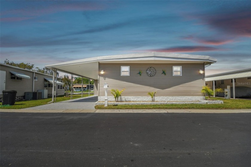 WATERFRONT!  Price Reduction!  What a view of the OPEN CANAL - Beach Home for sale in Largo, Florida on Beachhouse.com