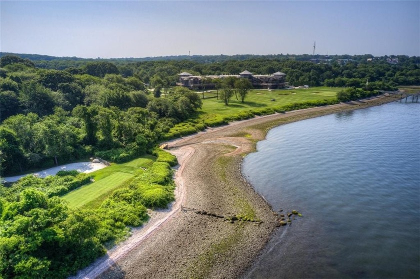 The perfect coastal haven, the Madelaine condo in the Aquidneck - Beach Home for sale in Portsmouth, Rhode Island on Beachhouse.com