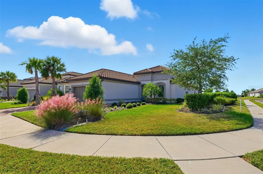 Experience the best of Florida living in this no-flood - Beach Home for sale in Palmetto, Florida on Beachhouse.com