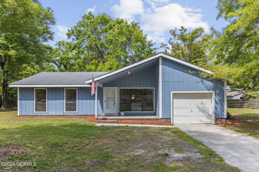 This charming 3 bedroom, 2 bath home offers the perfect blend of - Beach Home for sale in Morehead City, North Carolina on Beachhouse.com