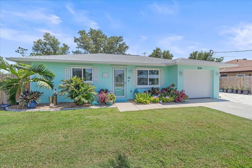 Don't miss your chance to live here! Charming 2-Bedroom Home - Beach Home for sale in Englewood, Florida on Beachhouse.com