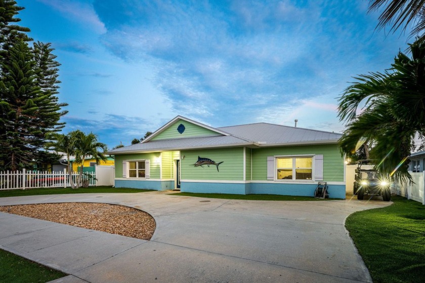 2 blocks from the beach! This charming home is the perfect - Beach Home for sale in Cape Canaveral, Florida on Beachhouse.com